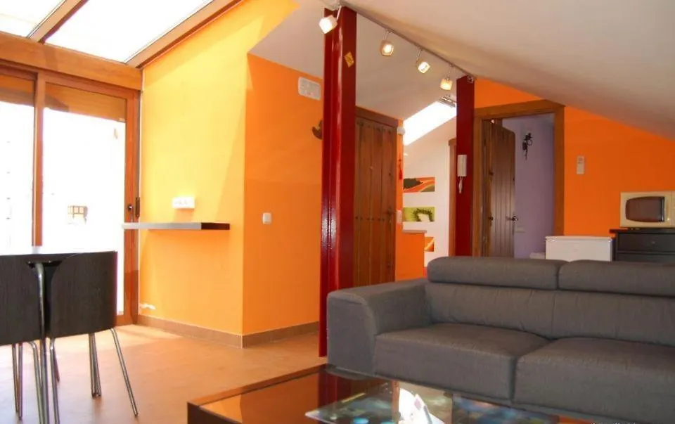 Apartamentos El Palo مالقة